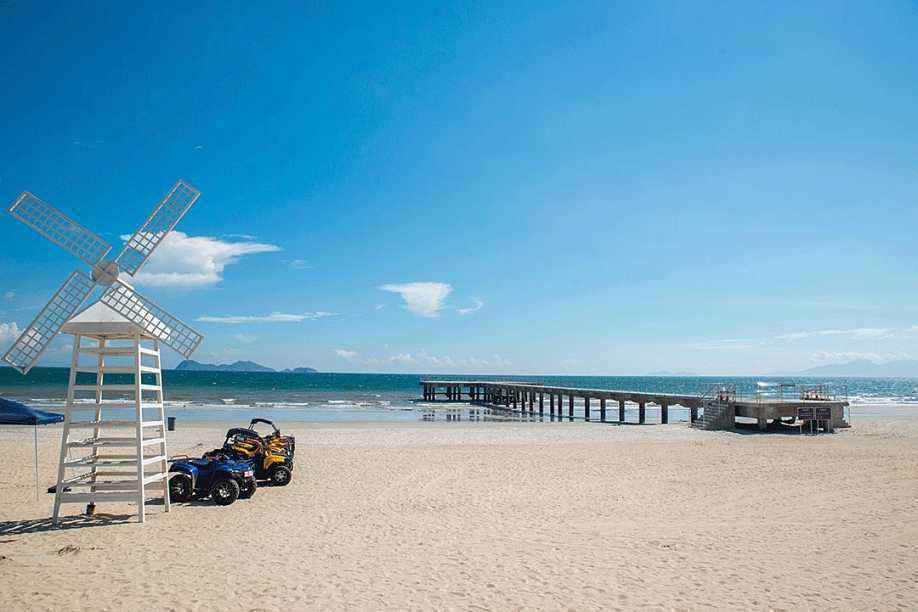 企業(yè)團(tuán)建去哪兒玩呢？海邊沙灘主題團(tuán)建